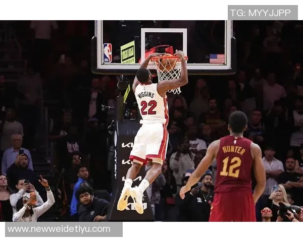 托布绝杀机会被封盖03秒空接再遭重创倒霉透了